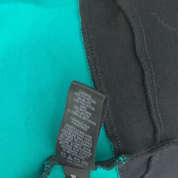 Express Medium Scoop Neck Short Sleeve Black Green Ivory Woman’s Mini Dress Used - Picture 10 of 10